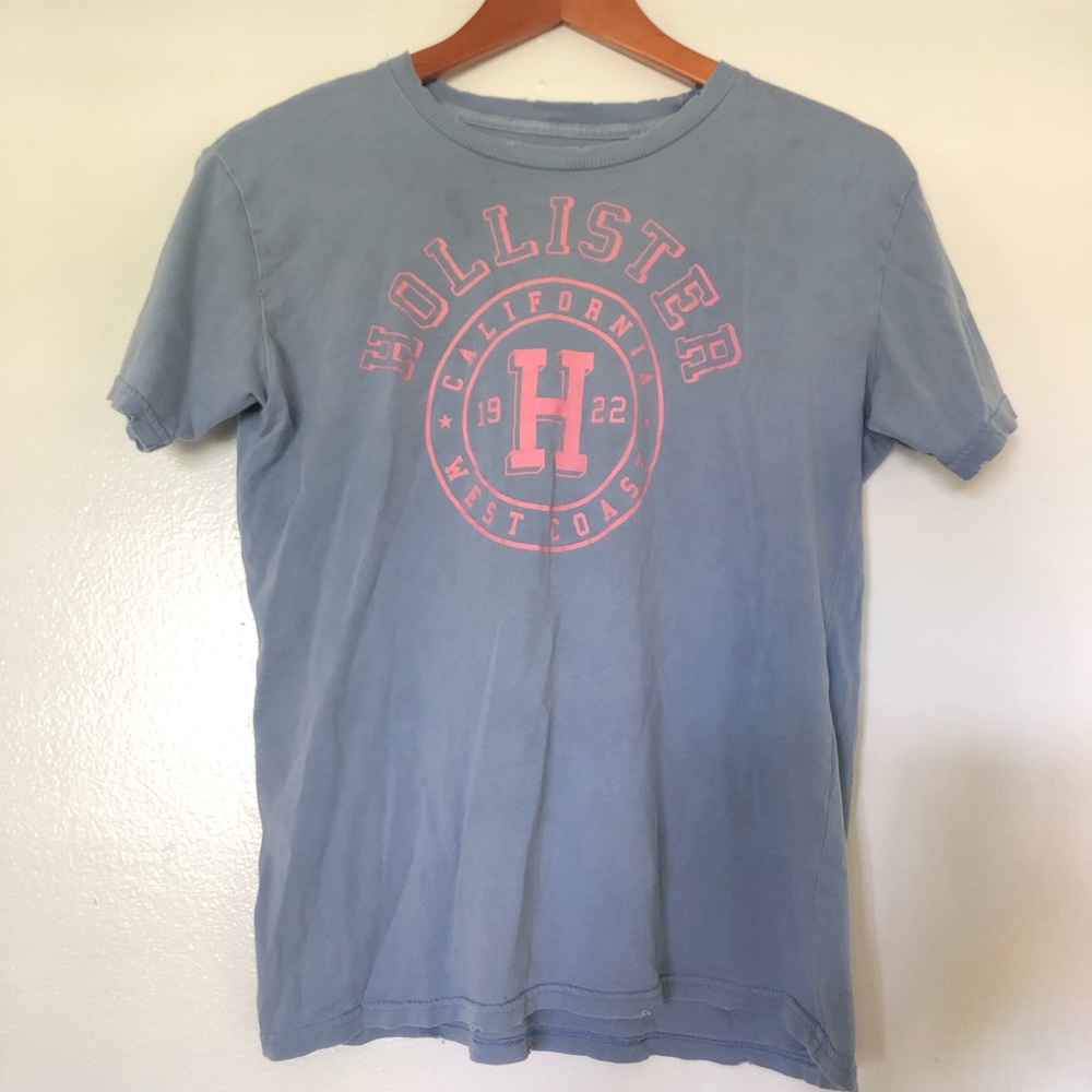 Varsity Hollister T shirt